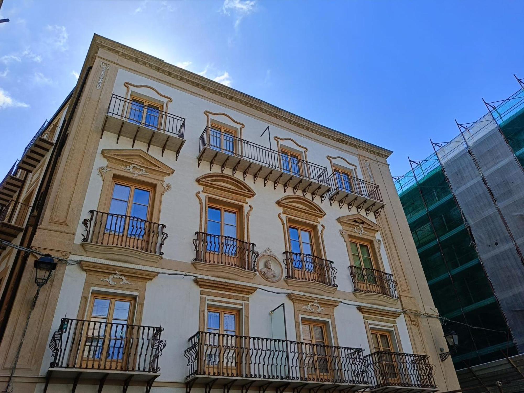 We # Are Ai Cassarelli Apartamento Palermo Exterior foto