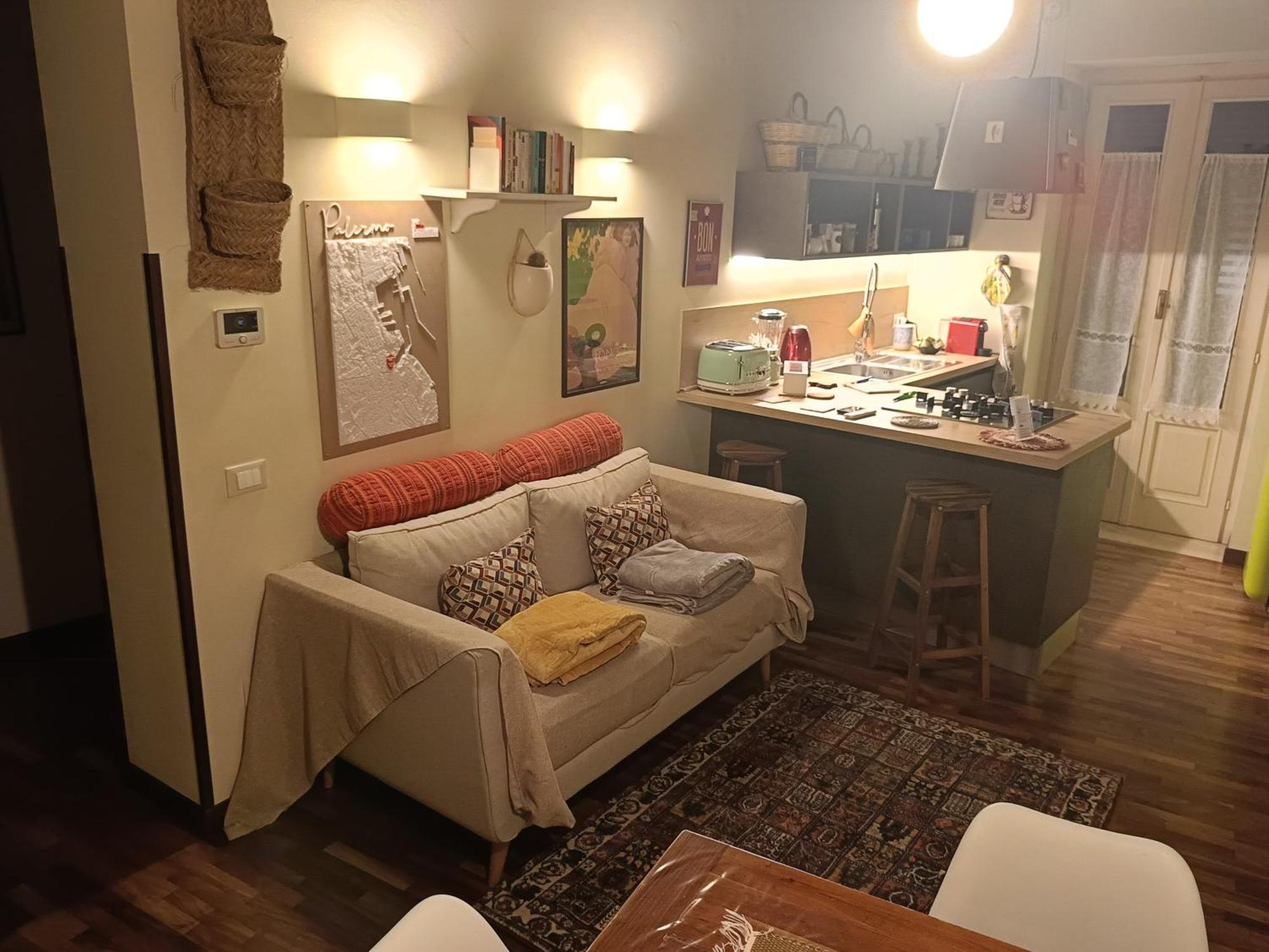 We # Are Ai Cassarelli Apartamento Palermo Exterior foto